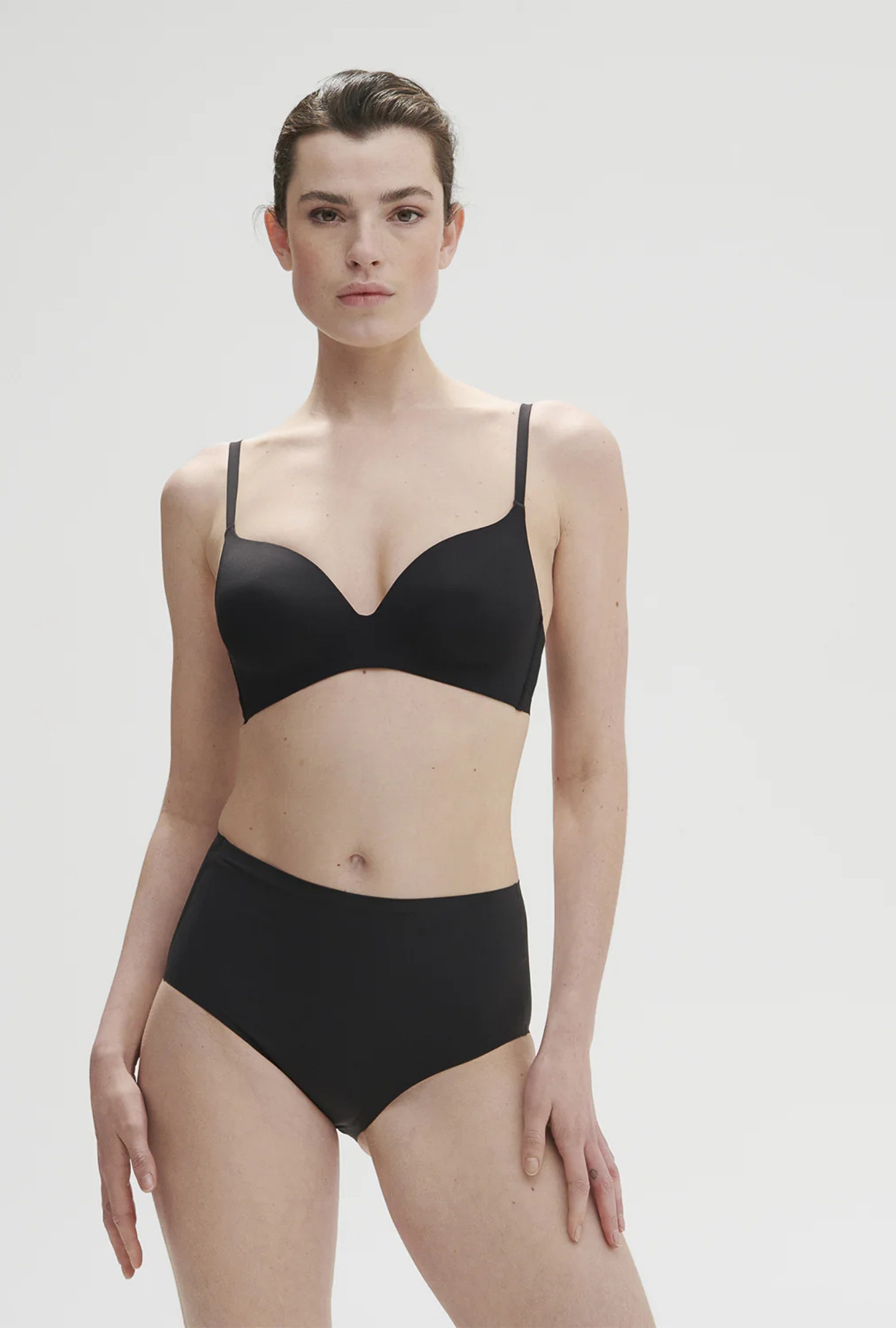 Culottes Culotte Gainante noir 13v610