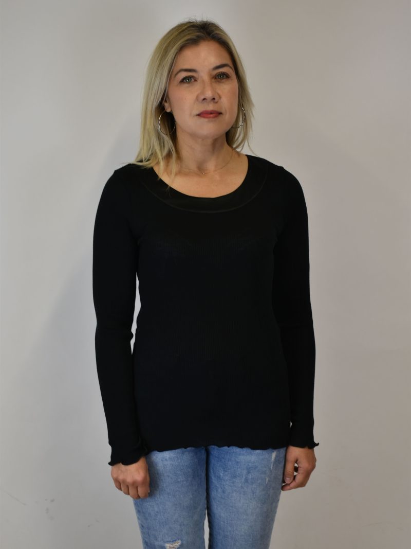 Lingerie Fine Top / Pull noir 5304