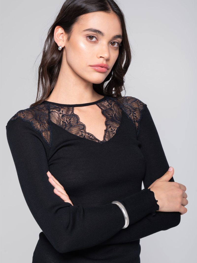 Lingerie Fine Top / Pull noir 7612