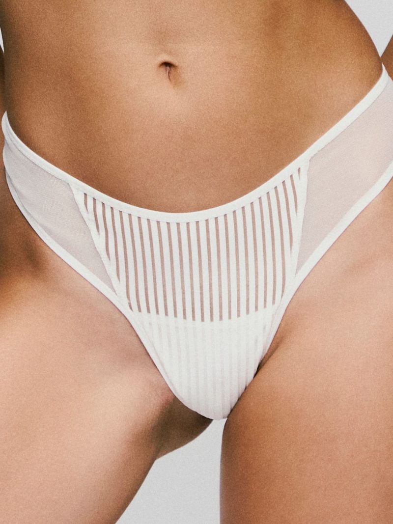 Culottes String / Tanga chantilly 3501160