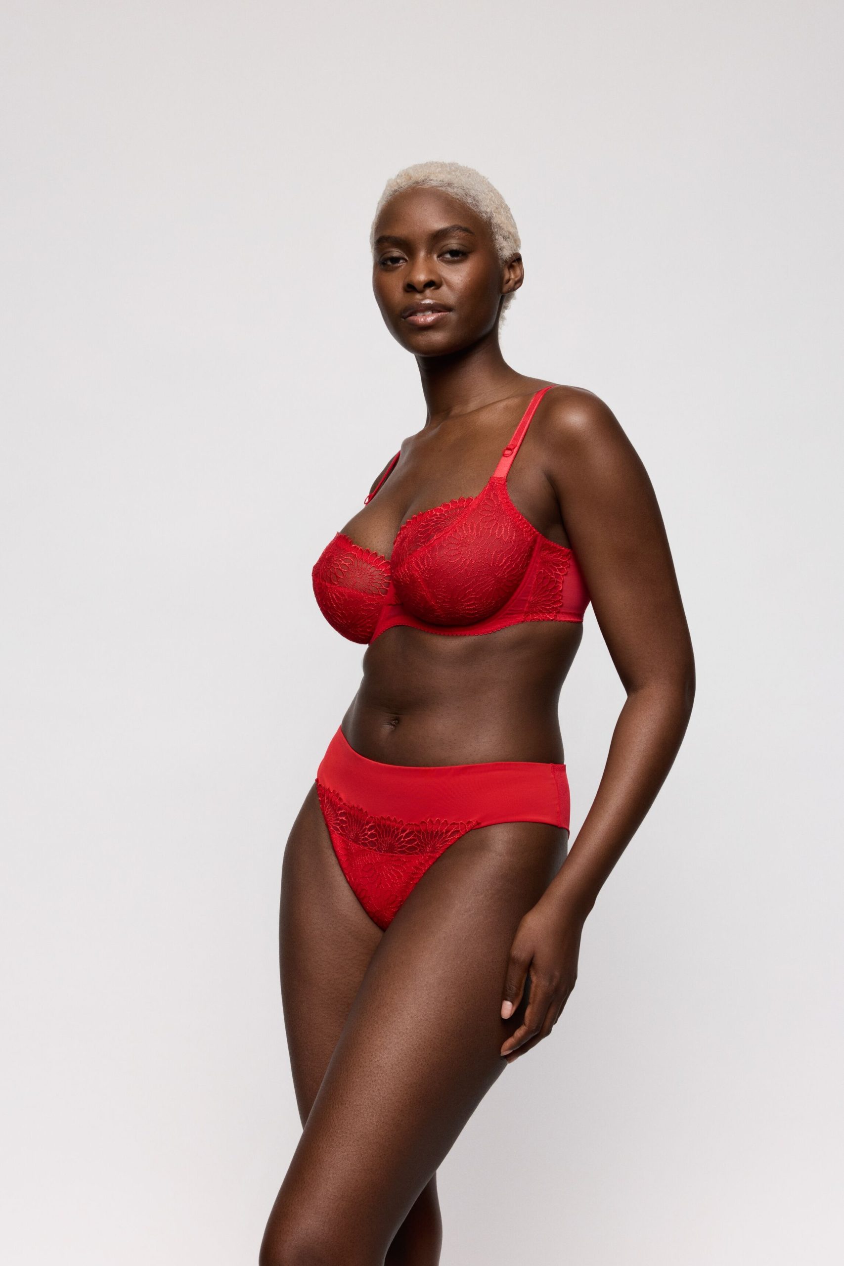 Culottes String / Tanga true red 0663181 – Image 3