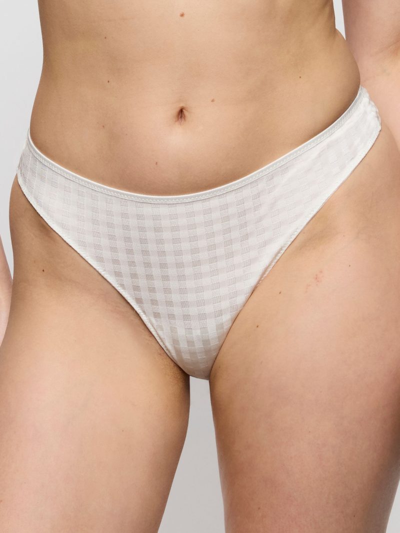 Culottes String / Tanga ivory petal 06000410