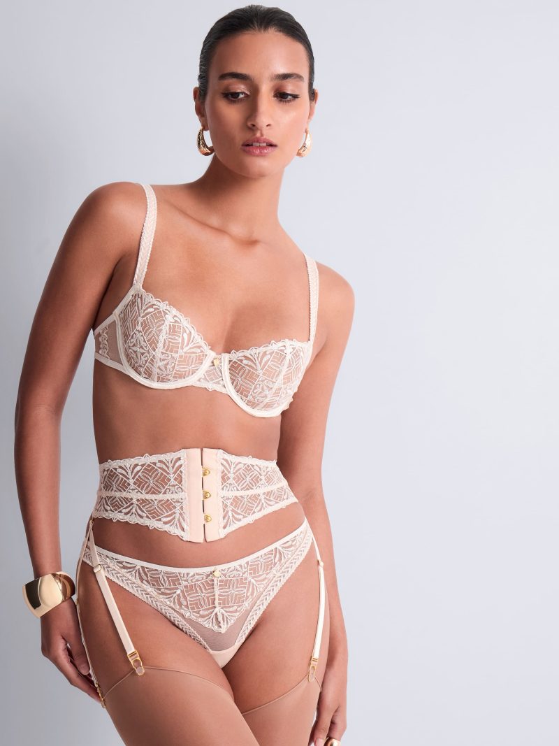 Lingerie Fine Serre Taille dune 6c52