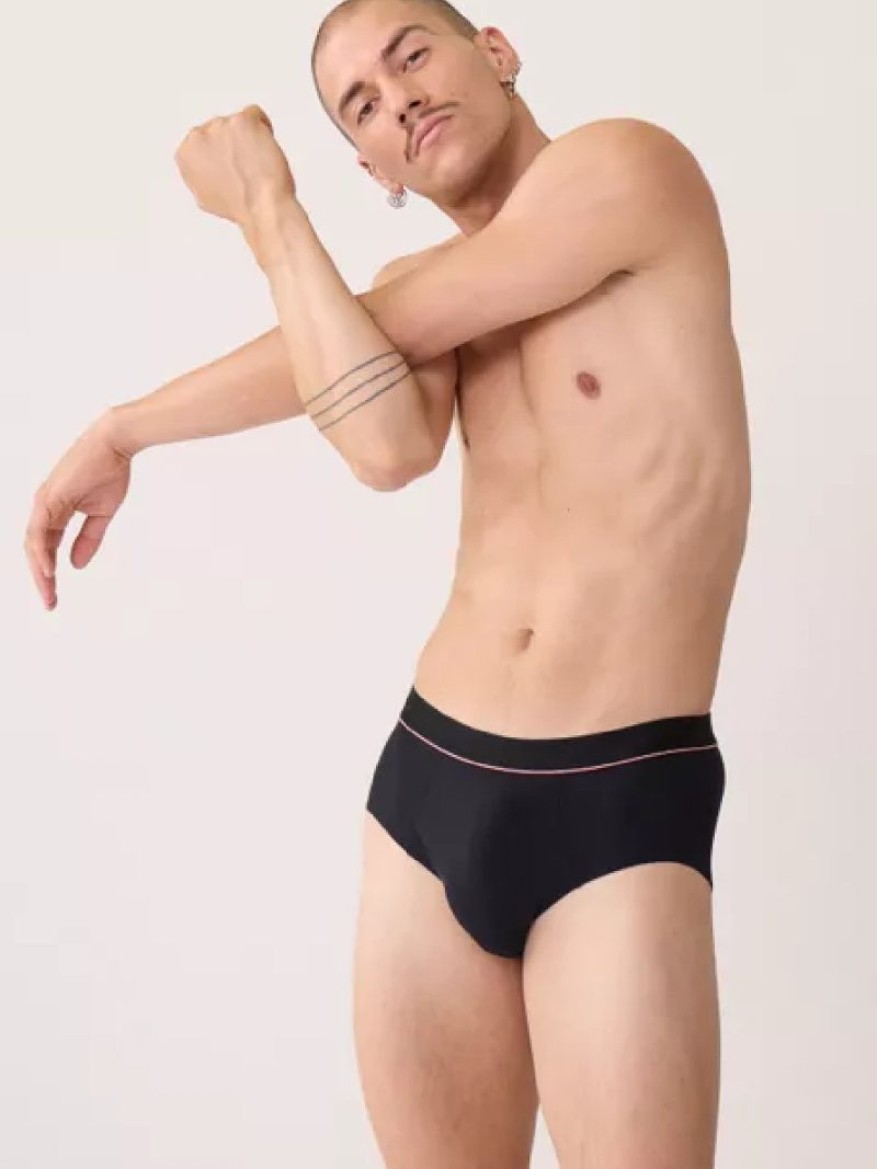 Les dessous Slip noir ernest