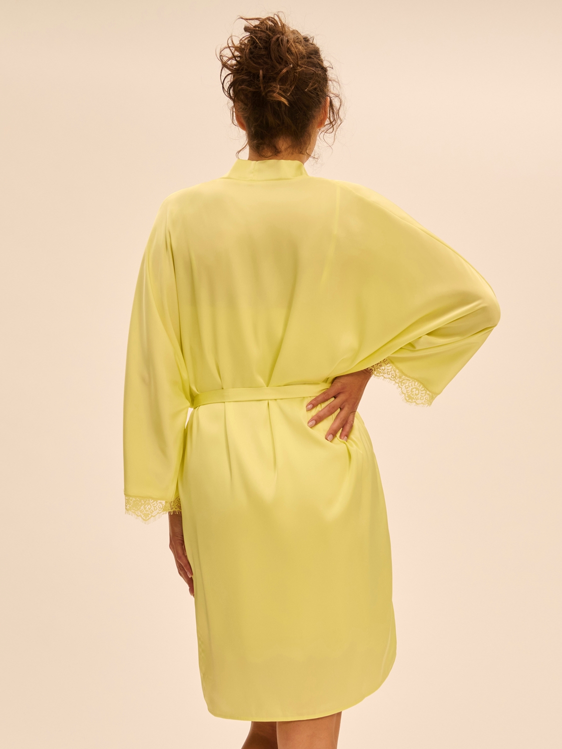 Nuit & Homewear Kimono / Deshabillé jaune d'été 23h982 – Image 2
